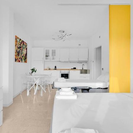 Yellow Flat Central ميلان المظهر الخارجي الصورة