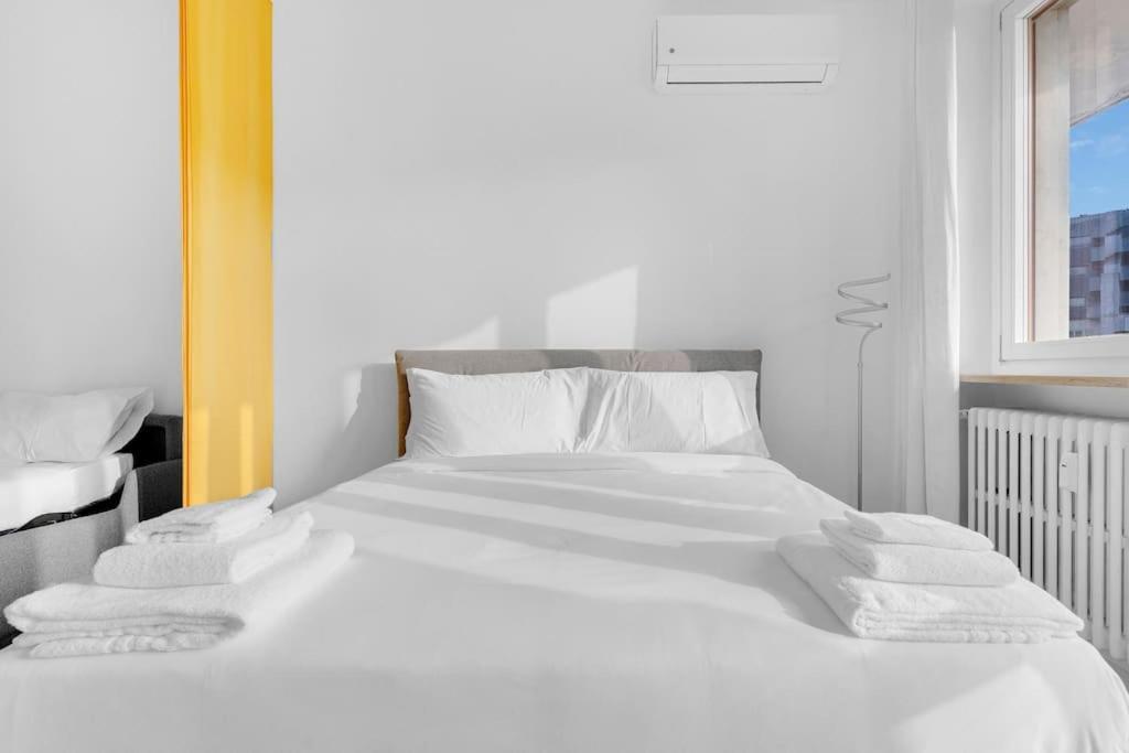 Yellow Flat Central ميلان المظهر الخارجي الصورة
